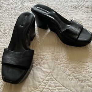 Nine West Leather Platform Slide Sandals. Black. Size 8 M.